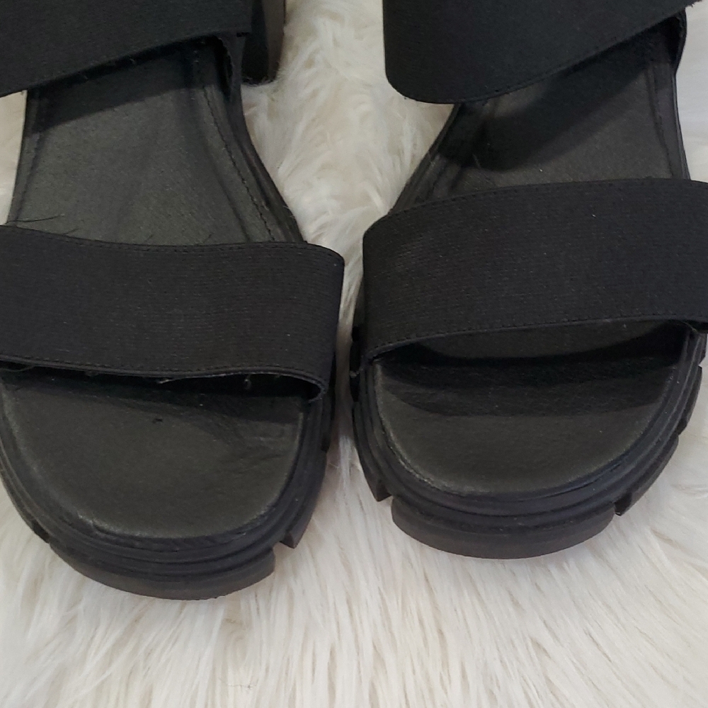 Y2k Madden Girl Black Retro  Chunky Heel  Sandals with Wide Straps - Picture 2 of 13